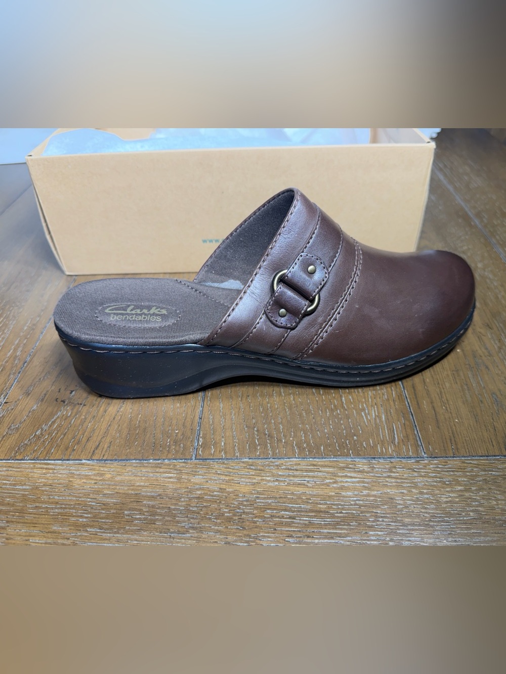 NEW Clarks Bendables Brown Leather Clogs Women’s Sz 10 Wide New in Box